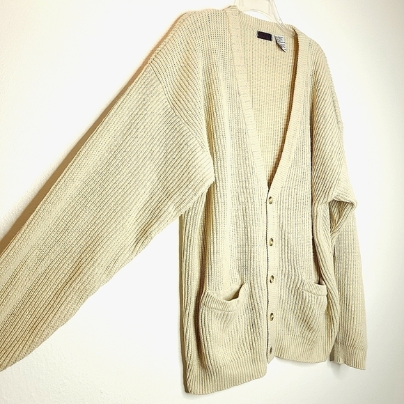 Vintage women's cardigan sweater 2x long sleeve button down cream tan cardigan - Picture 3 of 14